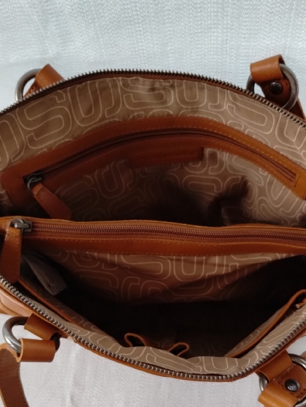 Spikes & Sparrow Women’s Leather Shoulder Bag in Great Condition! - Picture 5 of 7